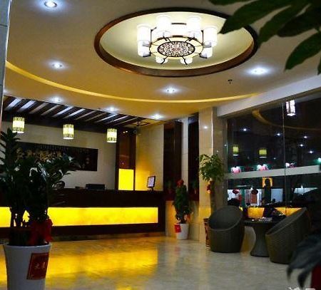 Guilin Jinxiu Xiaoxiang Business Hotel Lingchuan  Eksteriør billede